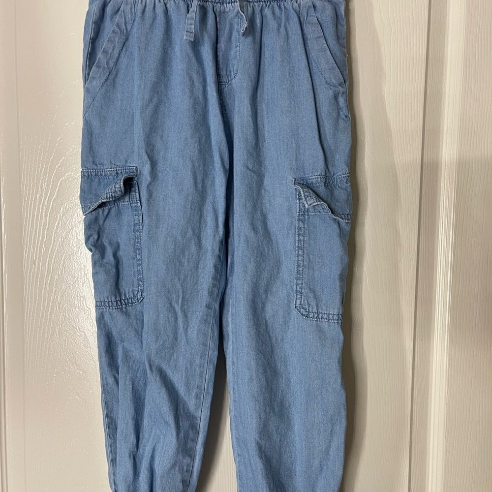 2 pairs of Gap joggers blue and khaki parachute pants size 8